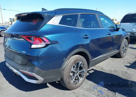 2024 Kia Sportage Hybrid Ex z USA, uszkodzony, nr VIN KNDPVCDG0R7130521